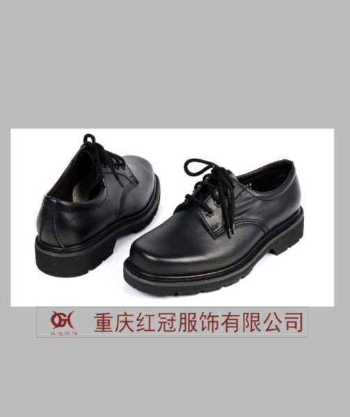 皮鞋